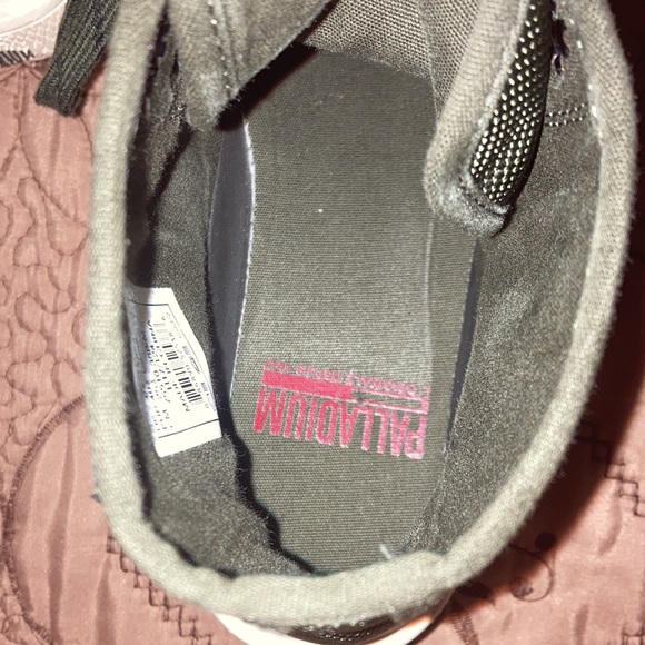 dark green palladium shoes/sneakers - Picture 7 of 10